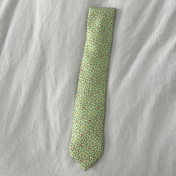 vineyard vines tie - Picture 1 of 3